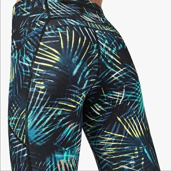 Sweaty Betty Zero Gravity High Waisted Capri Running Leggings Size XXS - Picture 2 of 12